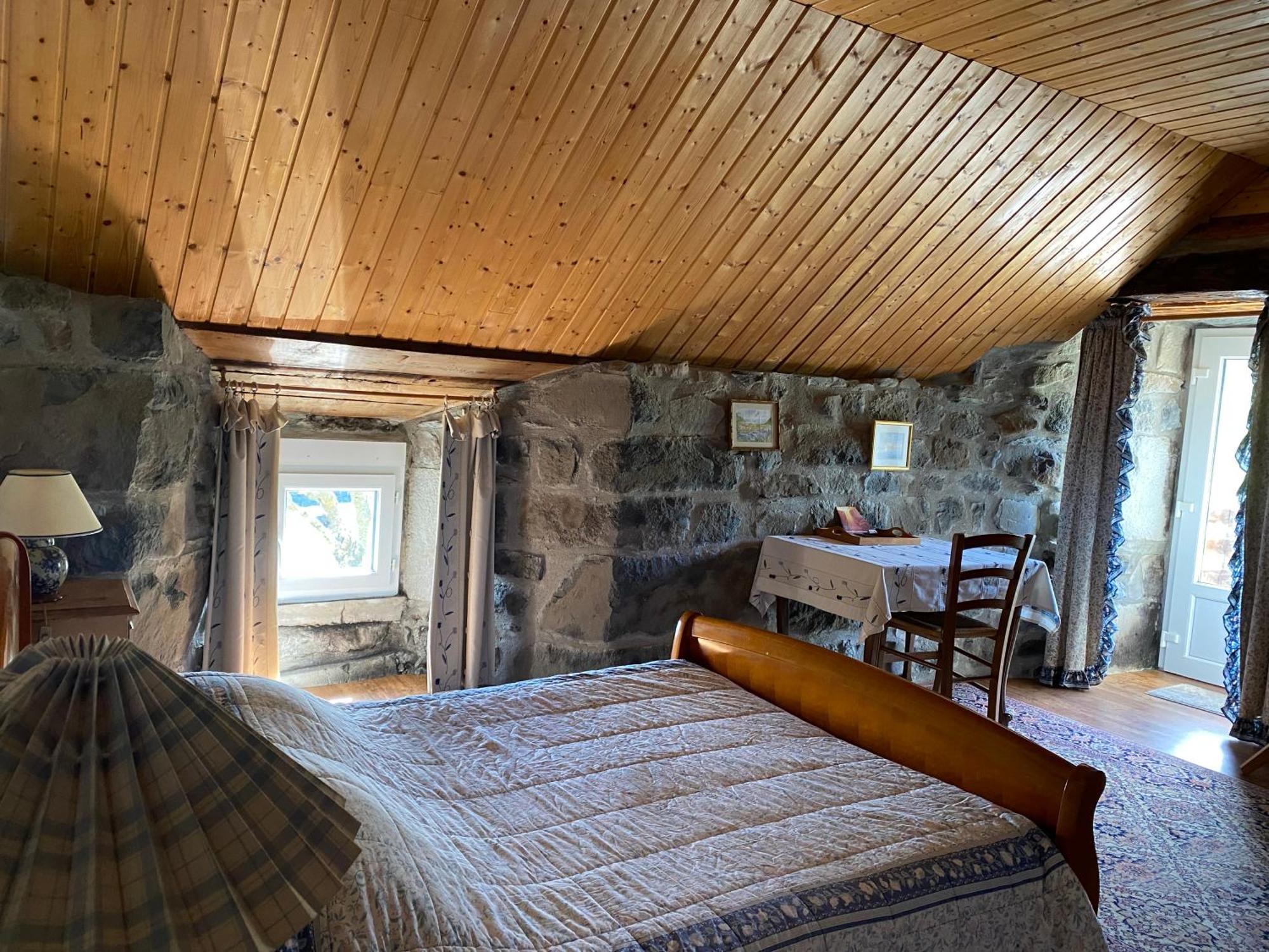 Bed and Breakfast Ciel D'Ardeche Lachamp-Raphael Экстерьер фото